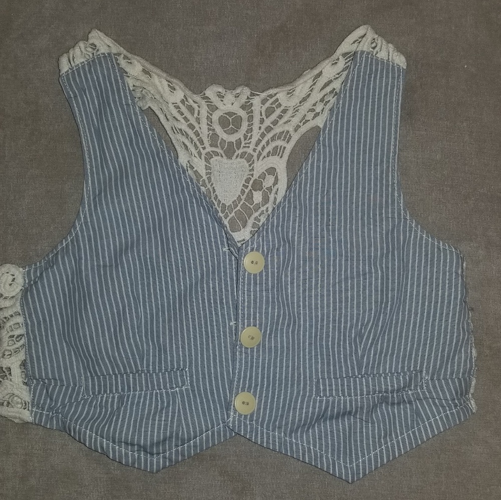 Gap vest